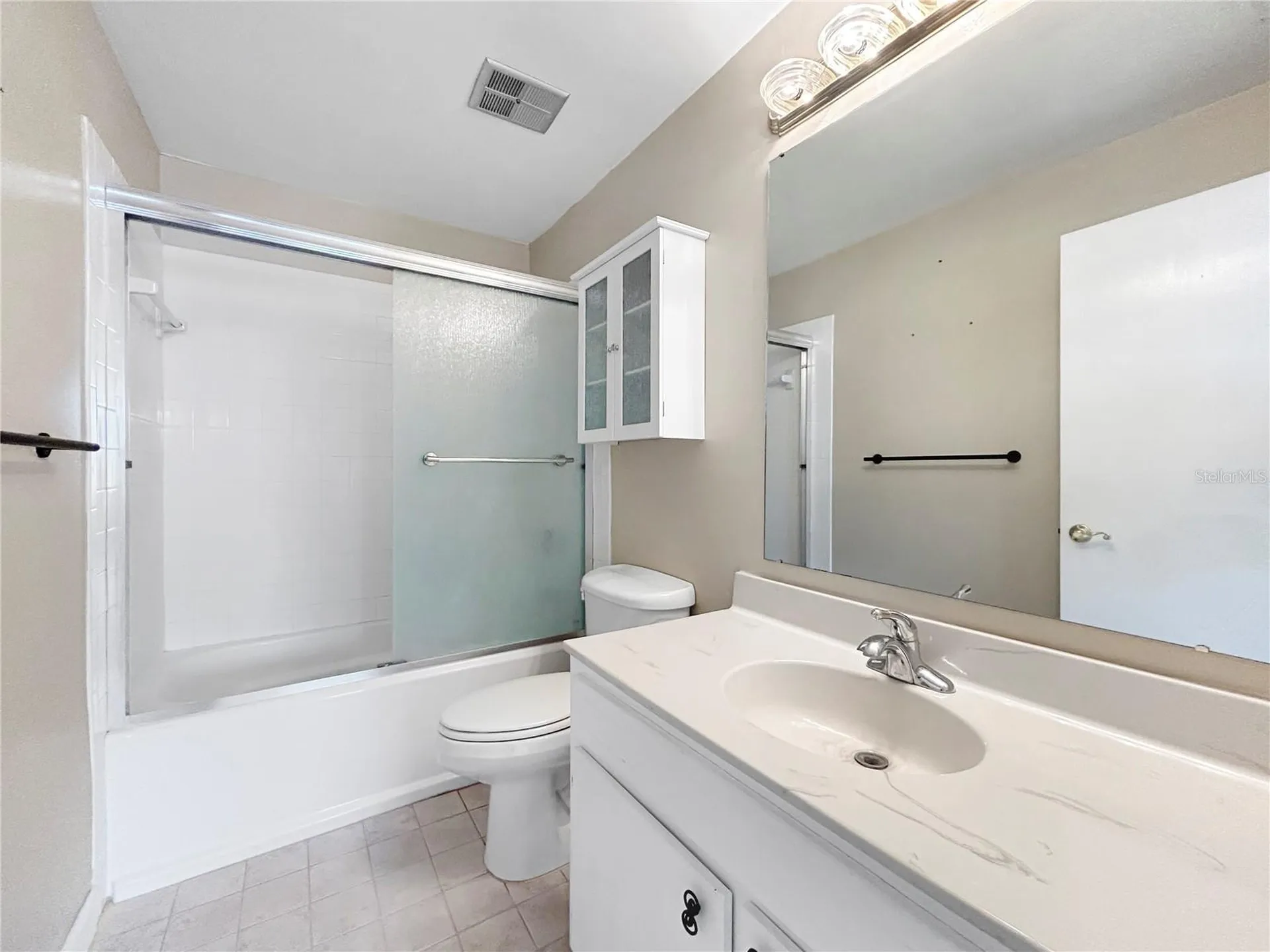 3265 40th Way S St Petersburg FL 33711
