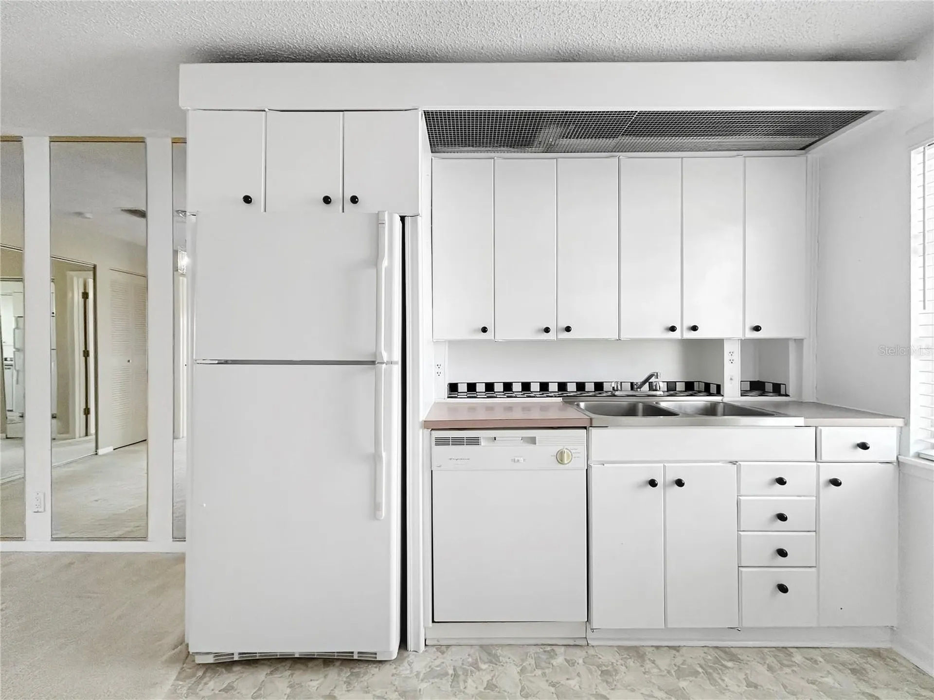3265 40th Way S St Petersburg FL 33711