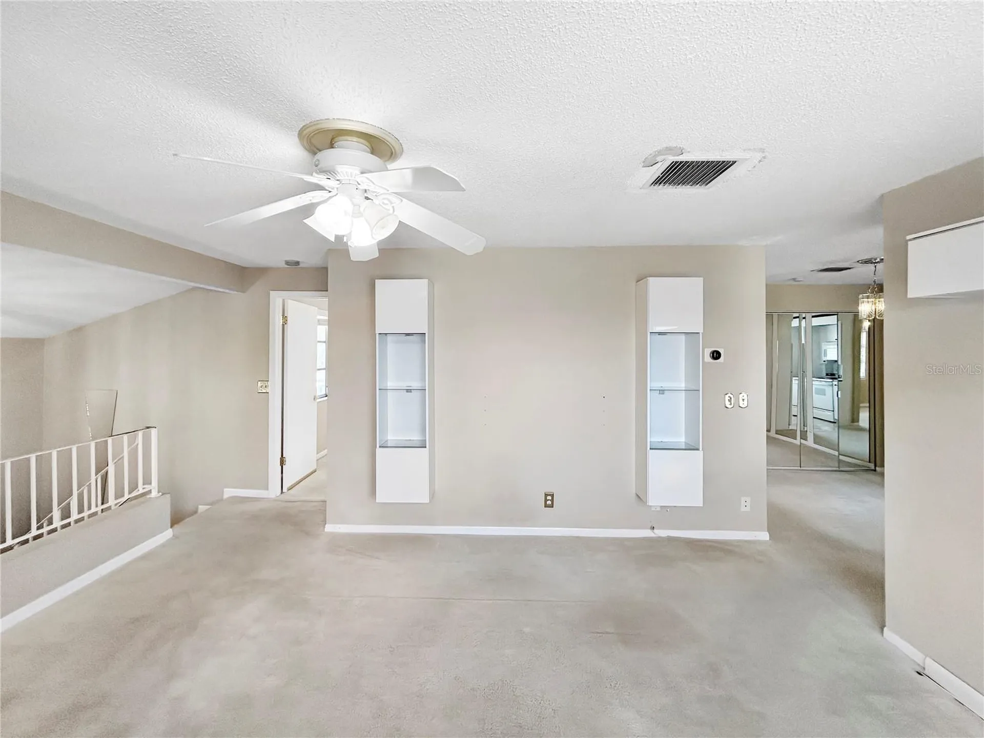 3265 40th Way S St Petersburg FL 33711