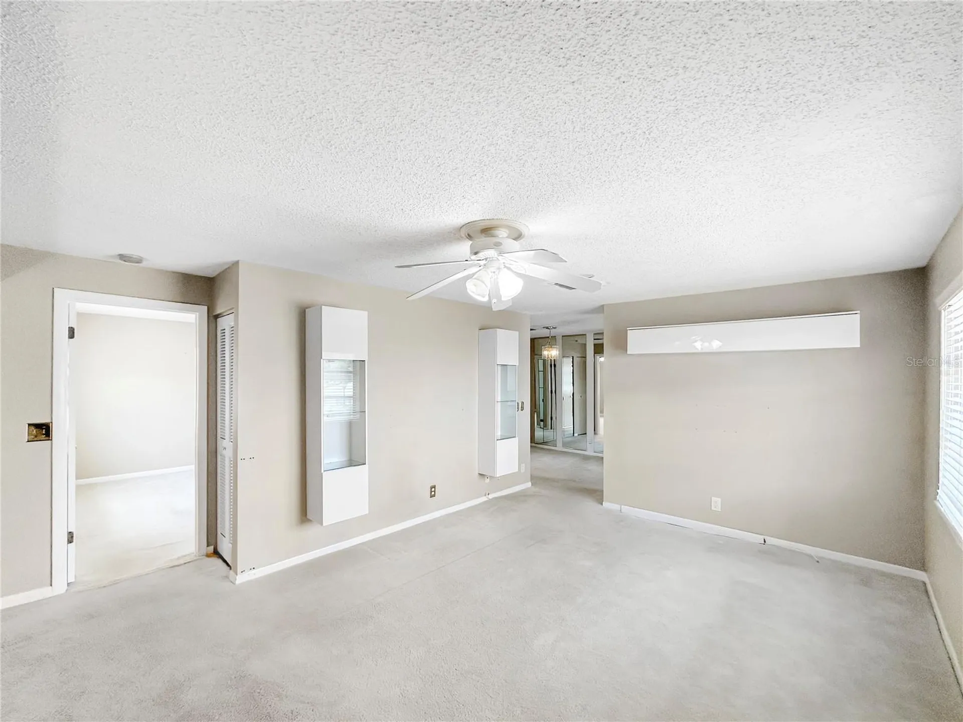 3265 40th Way S St Petersburg FL 33711
