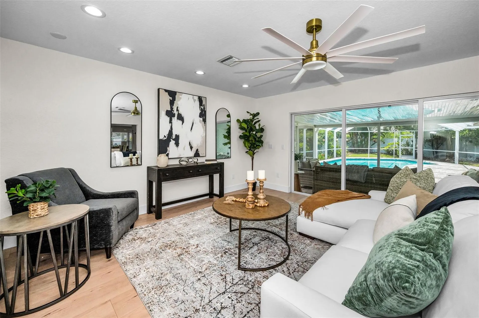 409 S Barbara Lane Tampa FL 33609