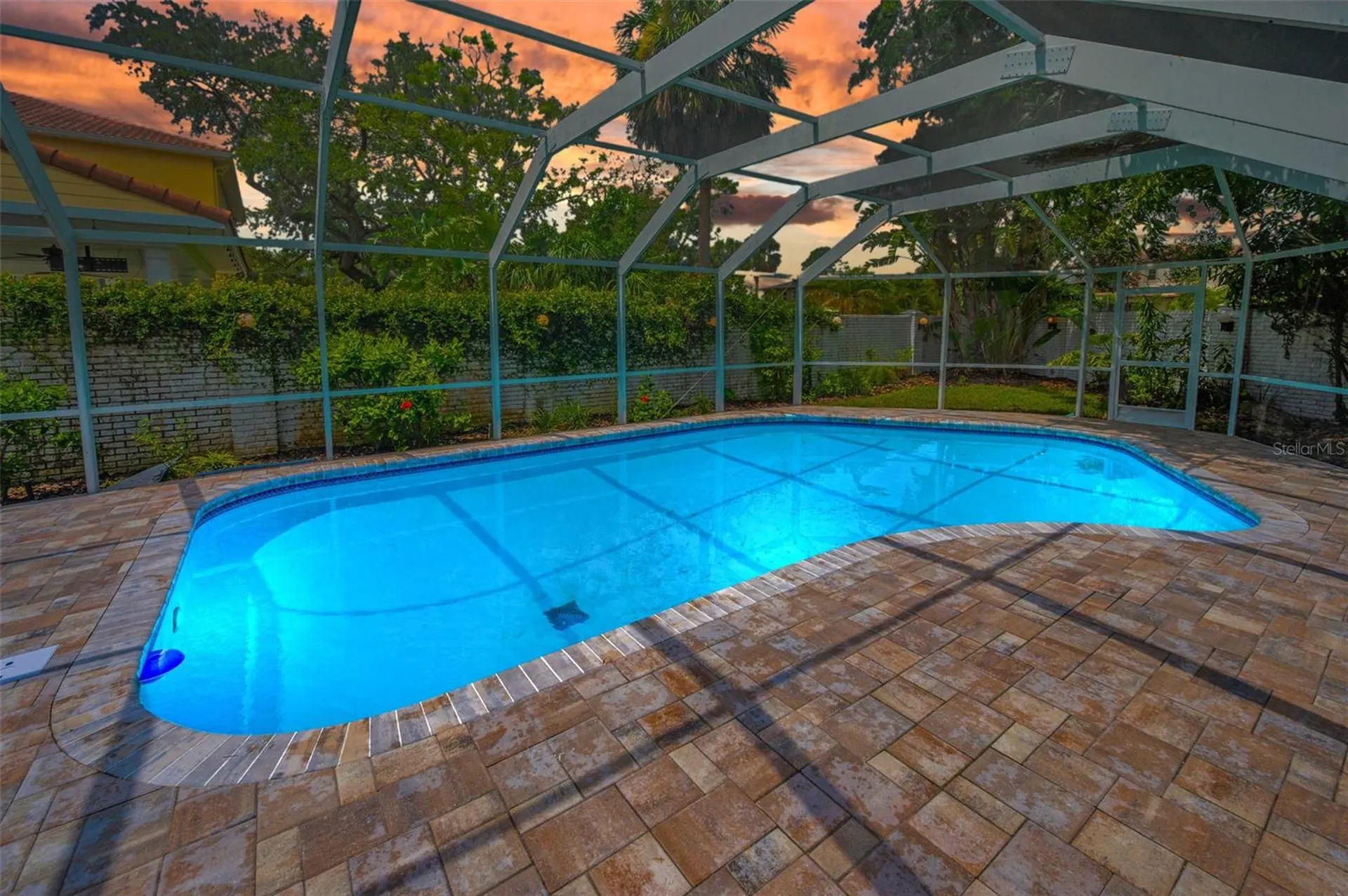 409 S Barbara Lane Tampa FL 33609