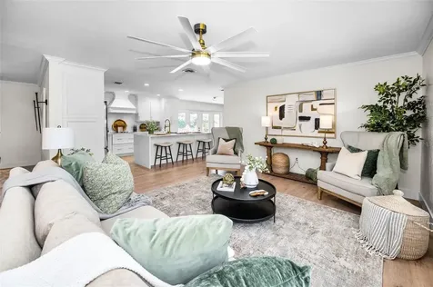409 S Barbara Lane Tampa FL 33609