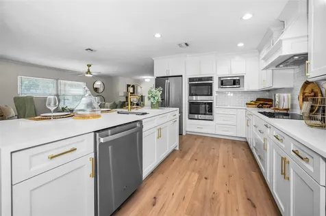 409 S Barbara Lane Tampa FL 33609
