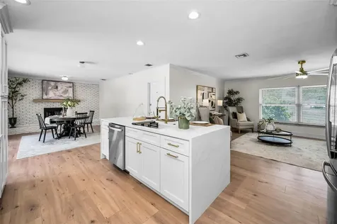 409 S Barbara Lane Tampa FL 33609