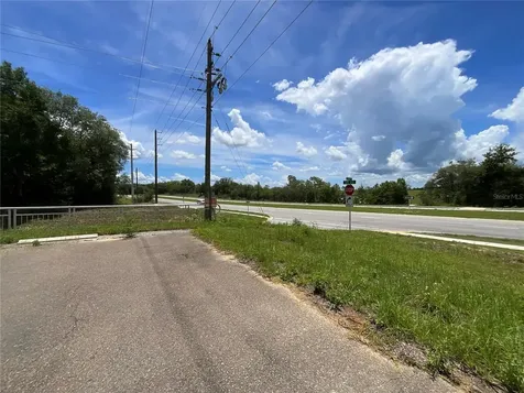 101 Hickory Lane Interlachen FL 32148