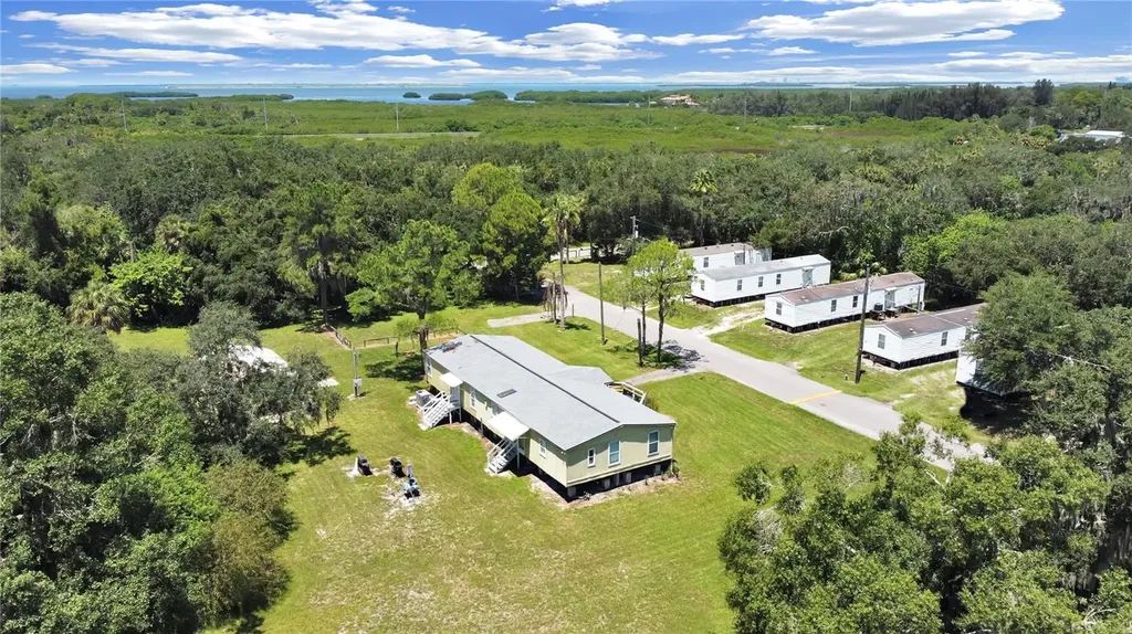 6304 Eugene Acres Lane Gibsonton FL 33534