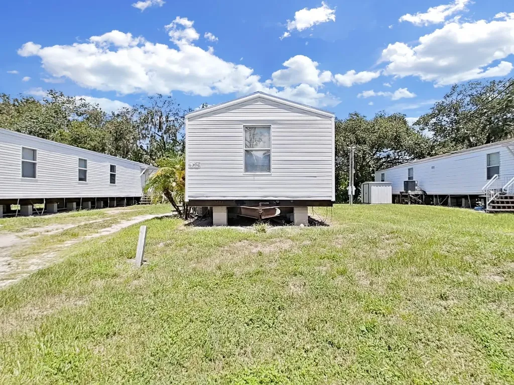 6304 Eugene Acres Lane Gibsonton FL 33534