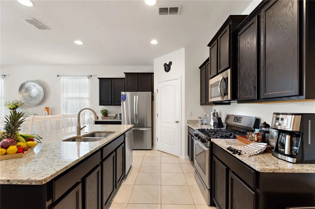 8020 Oak Shadow Court Davenport FL 33837