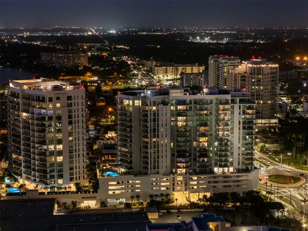 301 Quay Commons Sarasota FL 34236