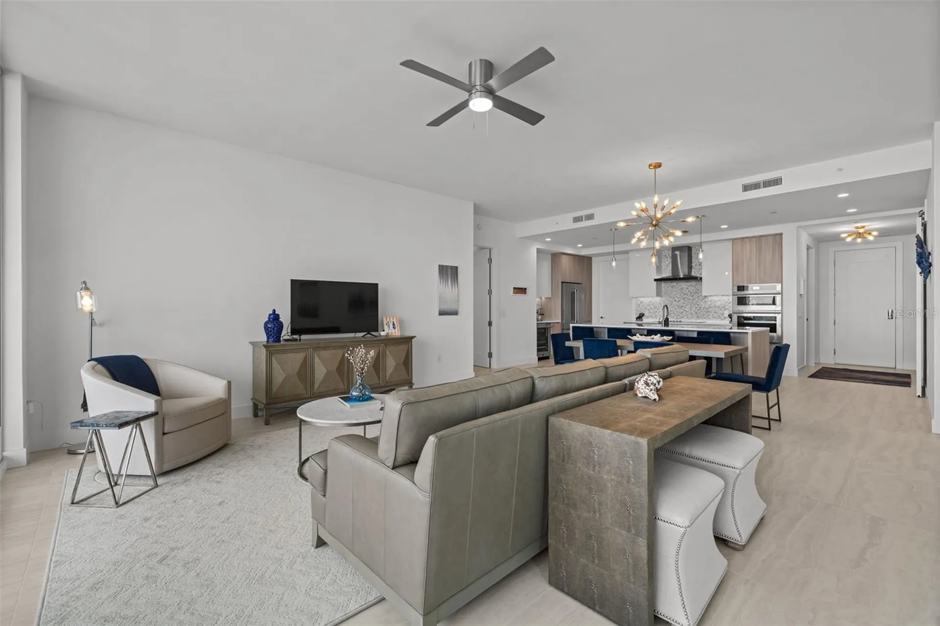 301 Quay Commons Sarasota FL 34236