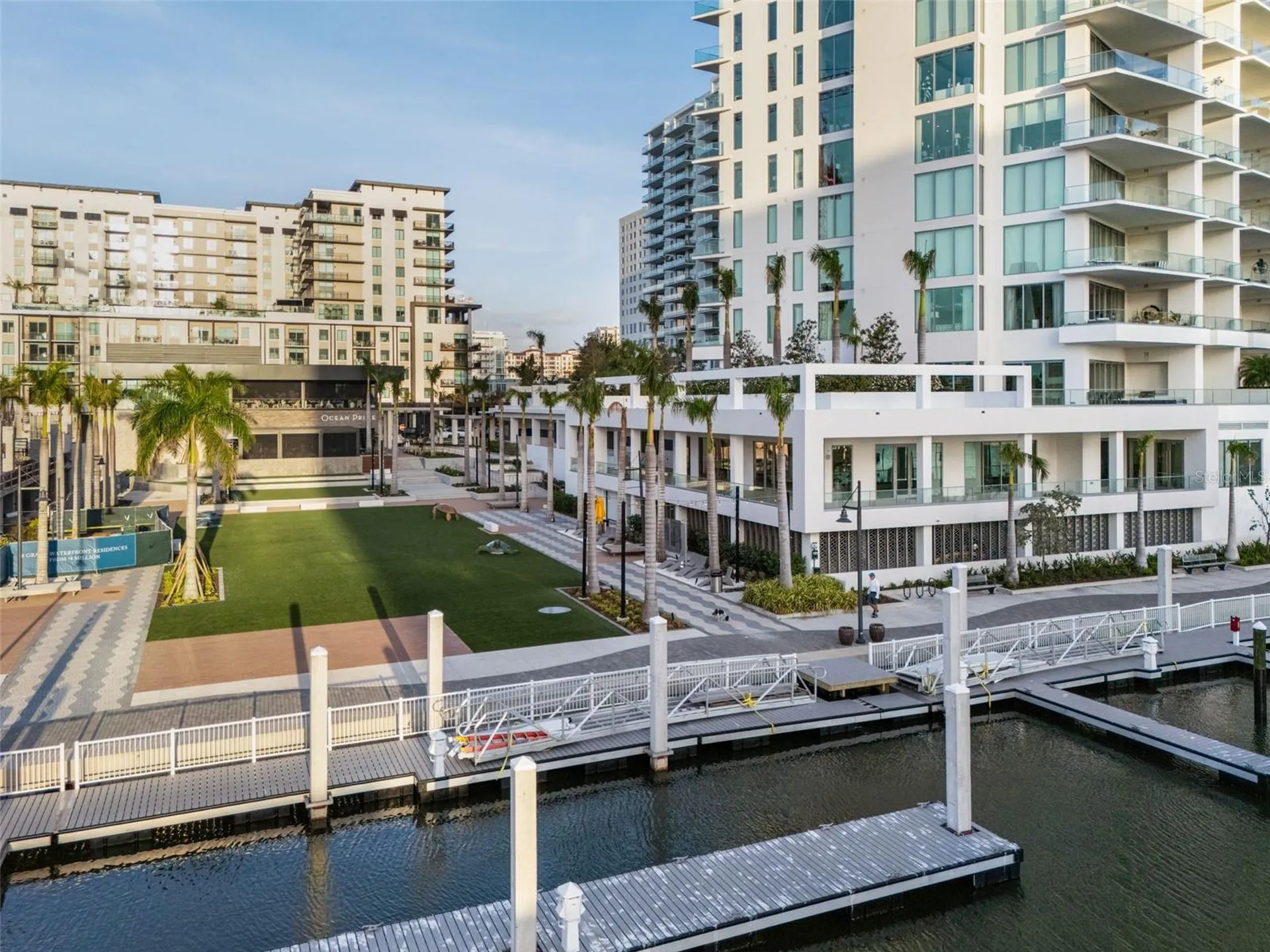 301 Quay Commons Sarasota FL 34236