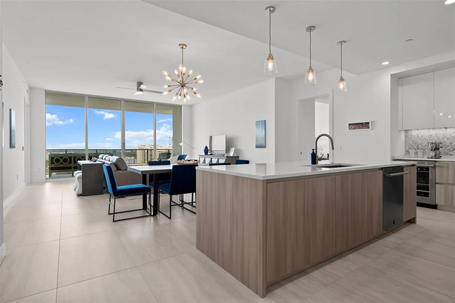 301 Quay Commons Sarasota FL 34236