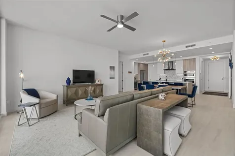 301 Quay Commons Sarasota FL 34236