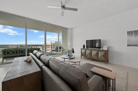 301 Quay Commons Sarasota FL 34236