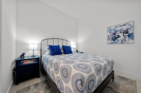 301 Quay Commons Sarasota FL 34236
