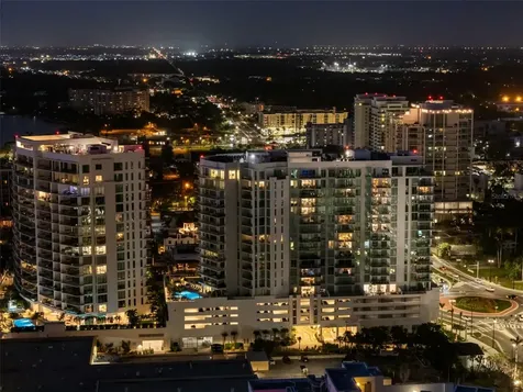 301 Quay Commons Sarasota FL 34236