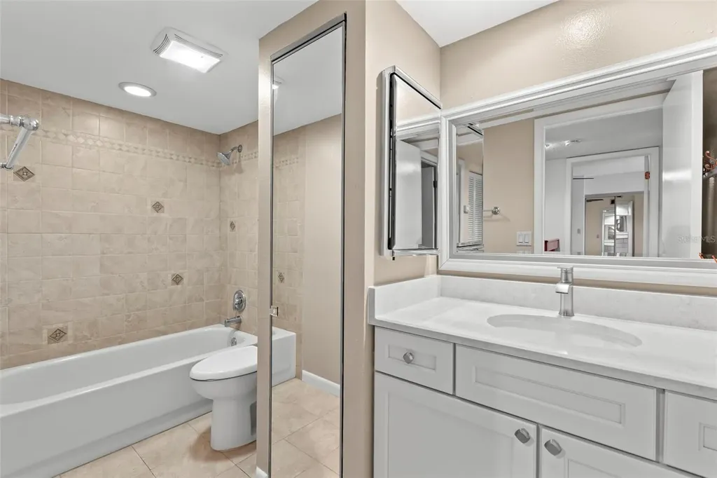 2712 12th Court Palm Harbor FL 34684