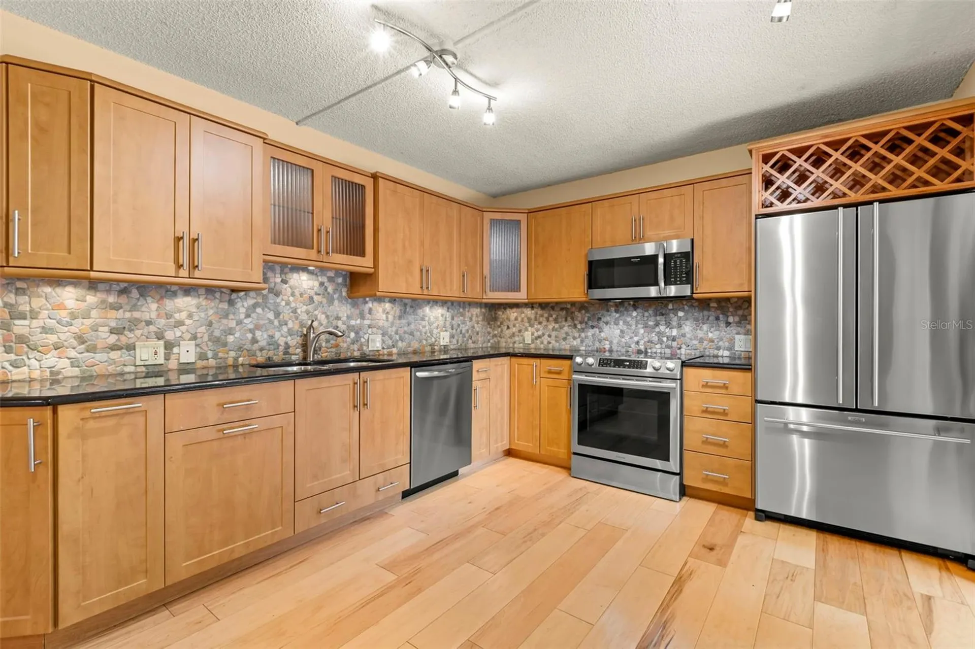2712 12th Court Palm Harbor FL 34684