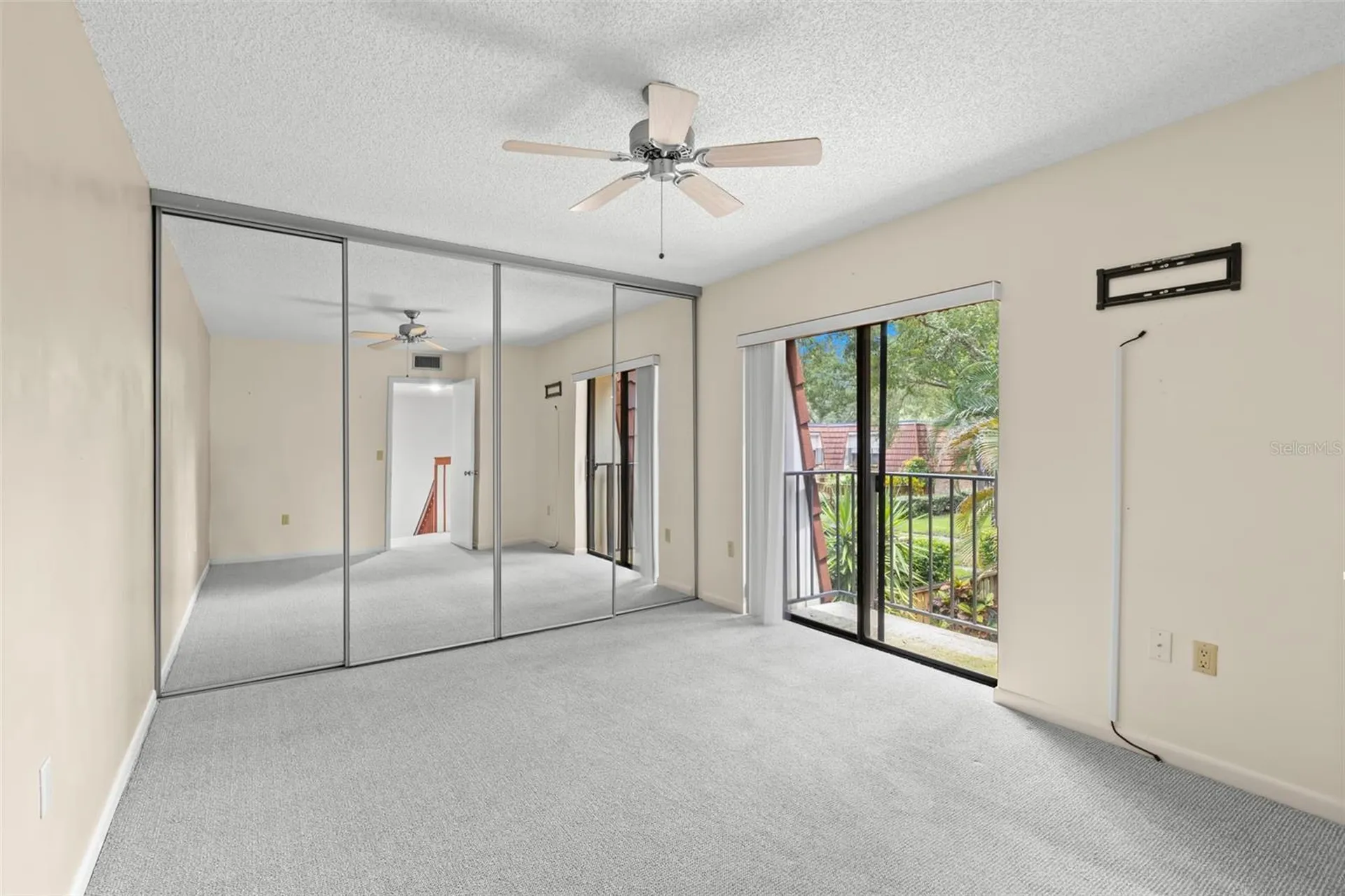 2712 12th Court Palm Harbor FL 34684