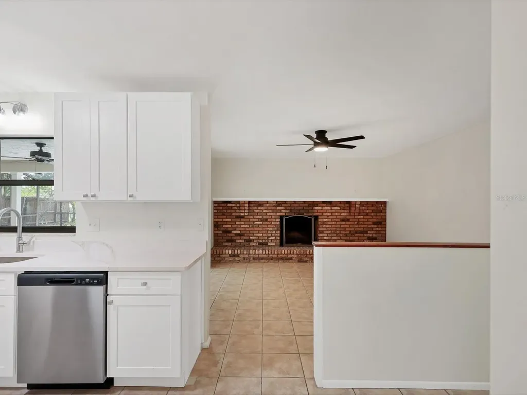 2102 Country Meadows Place Sarasota FL 34235