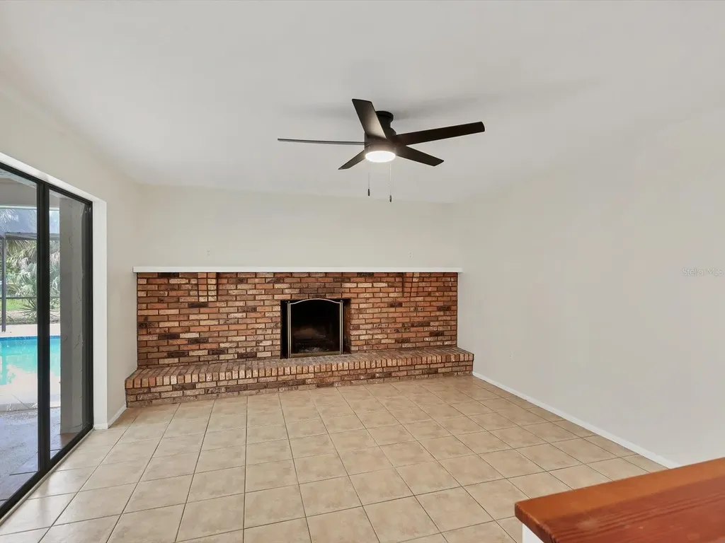 2102 Country Meadows Place Sarasota FL 34235