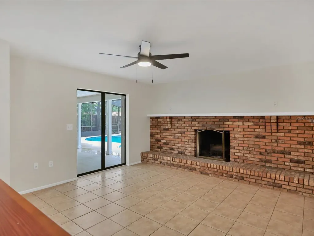 2102 Country Meadows Place Sarasota FL 34235