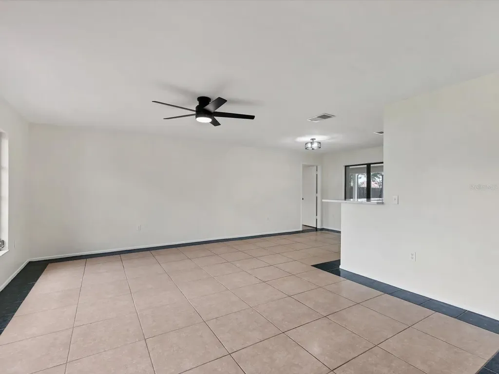 2102 Country Meadows Place Sarasota FL 34235