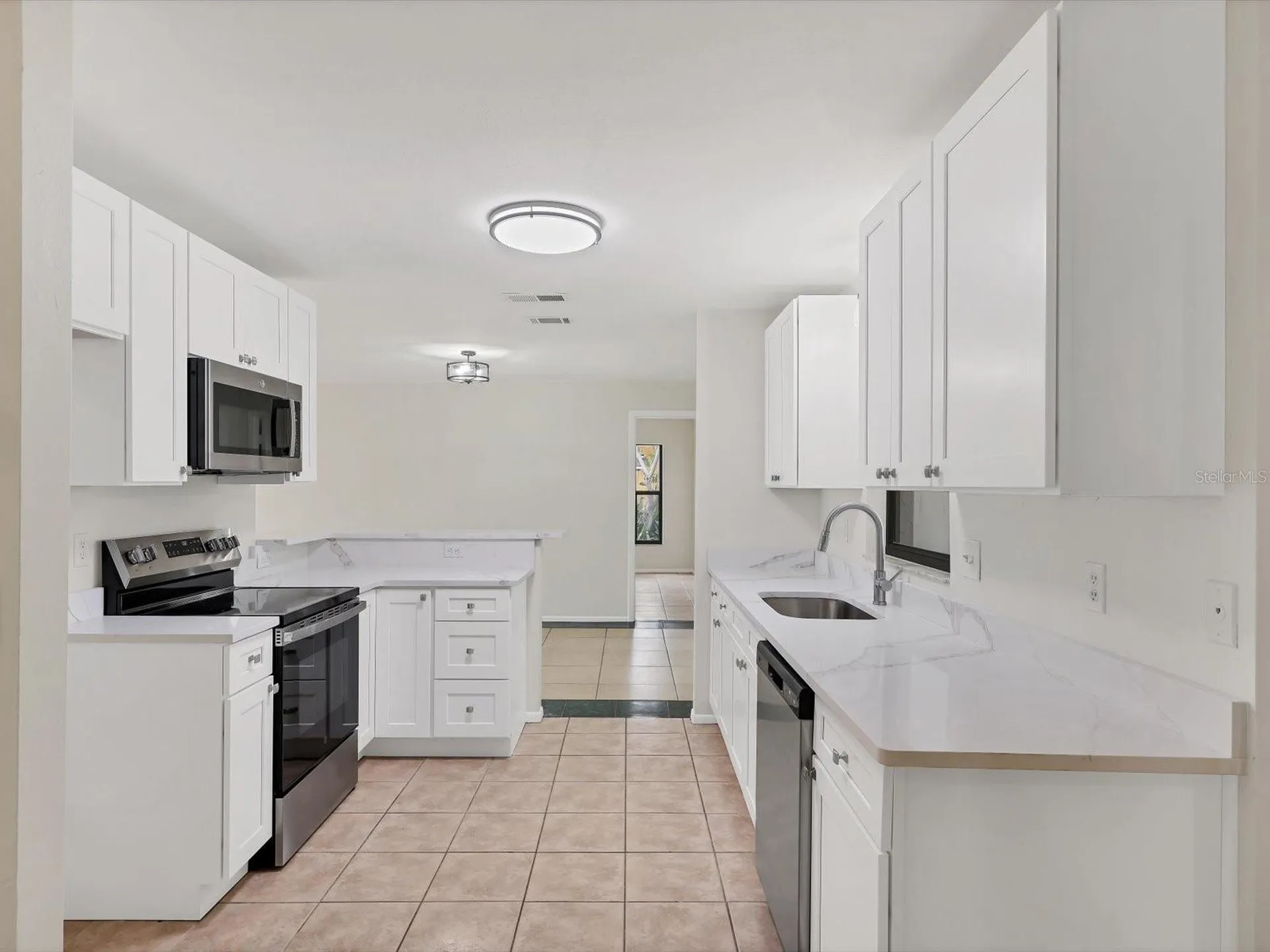2102 Country Meadows Place Sarasota FL 34235
