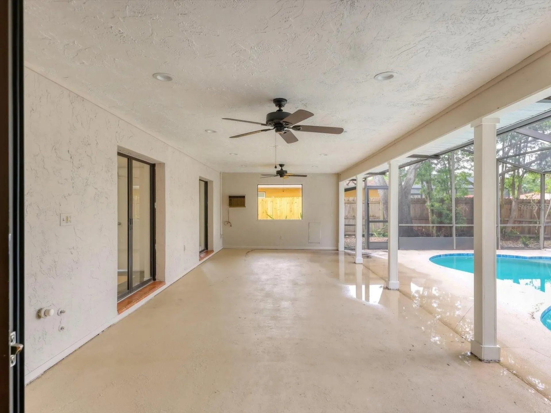 2102 Country Meadows Place Sarasota FL 34235