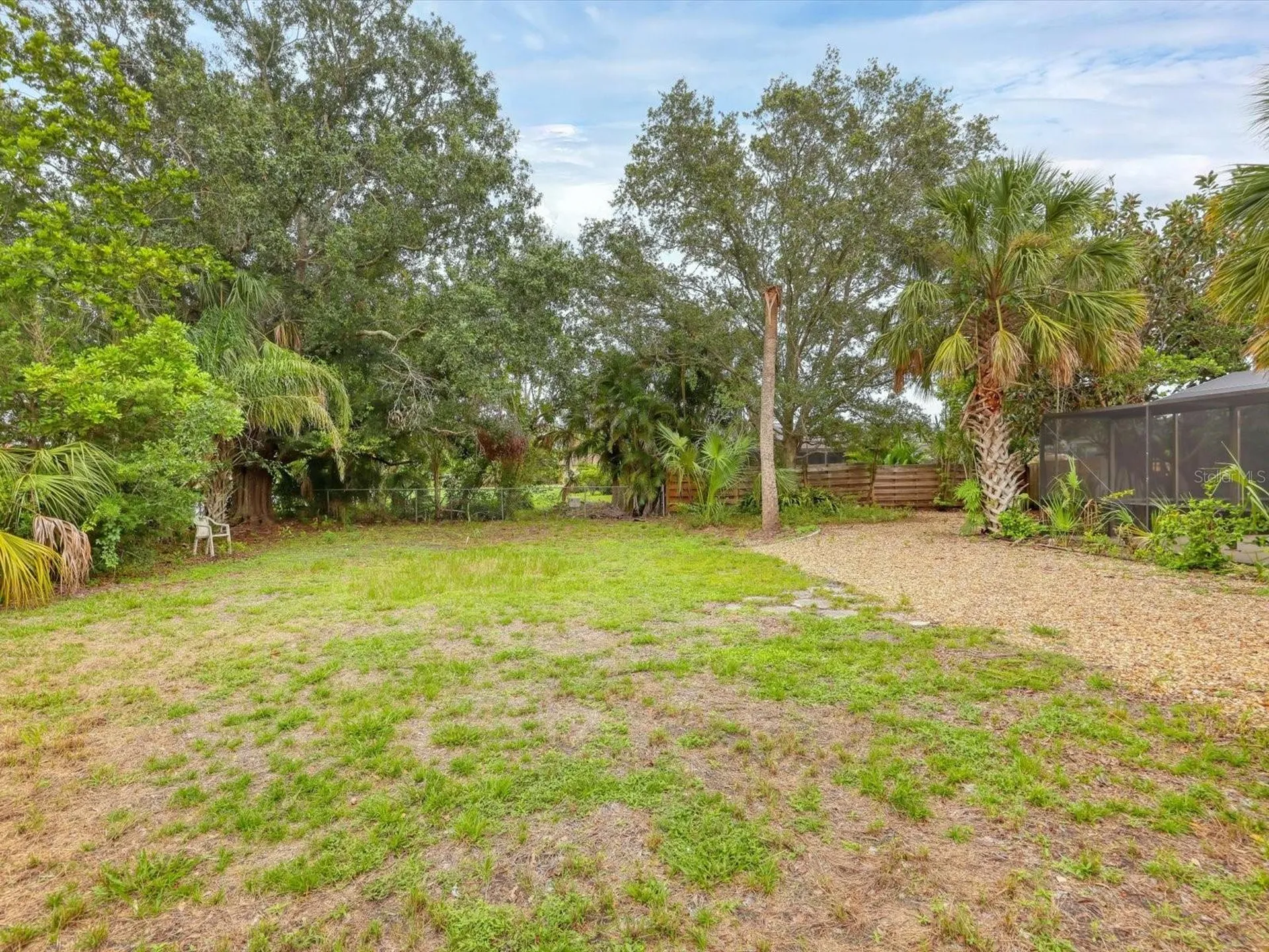 2102 Country Meadows Place Sarasota FL 34235