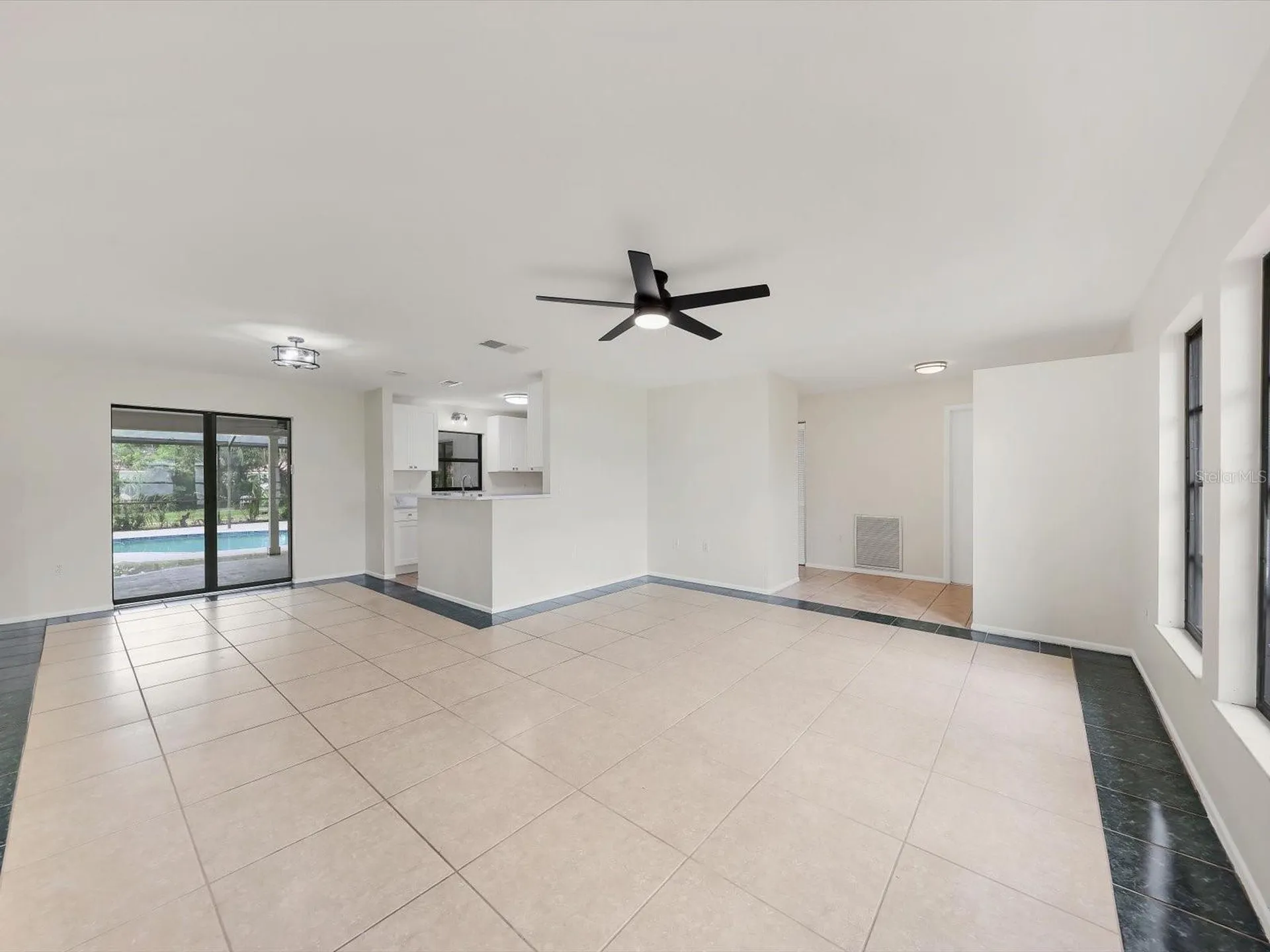 2102 Country Meadows Place Sarasota FL 34235