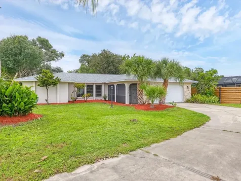 2102 Country Meadows Place Sarasota FL 34235
