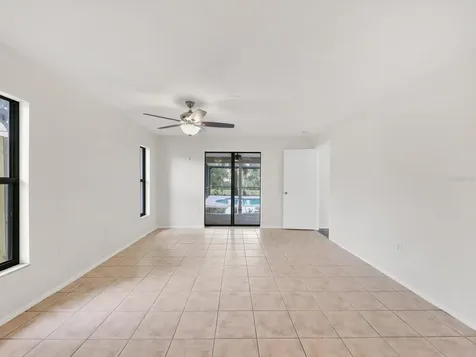 2102 Country Meadows Place Sarasota FL 34235