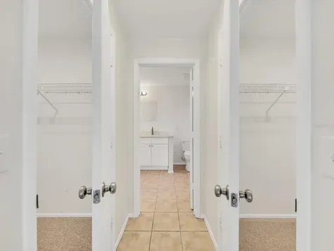 2102 Country Meadows Place Sarasota FL 34235