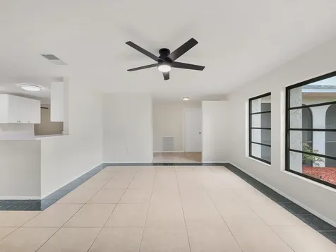 2102 Country Meadows Place Sarasota FL 34235