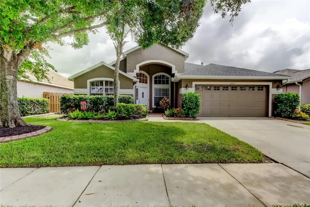 10505 Weybridge Drive Tampa FL 33626
