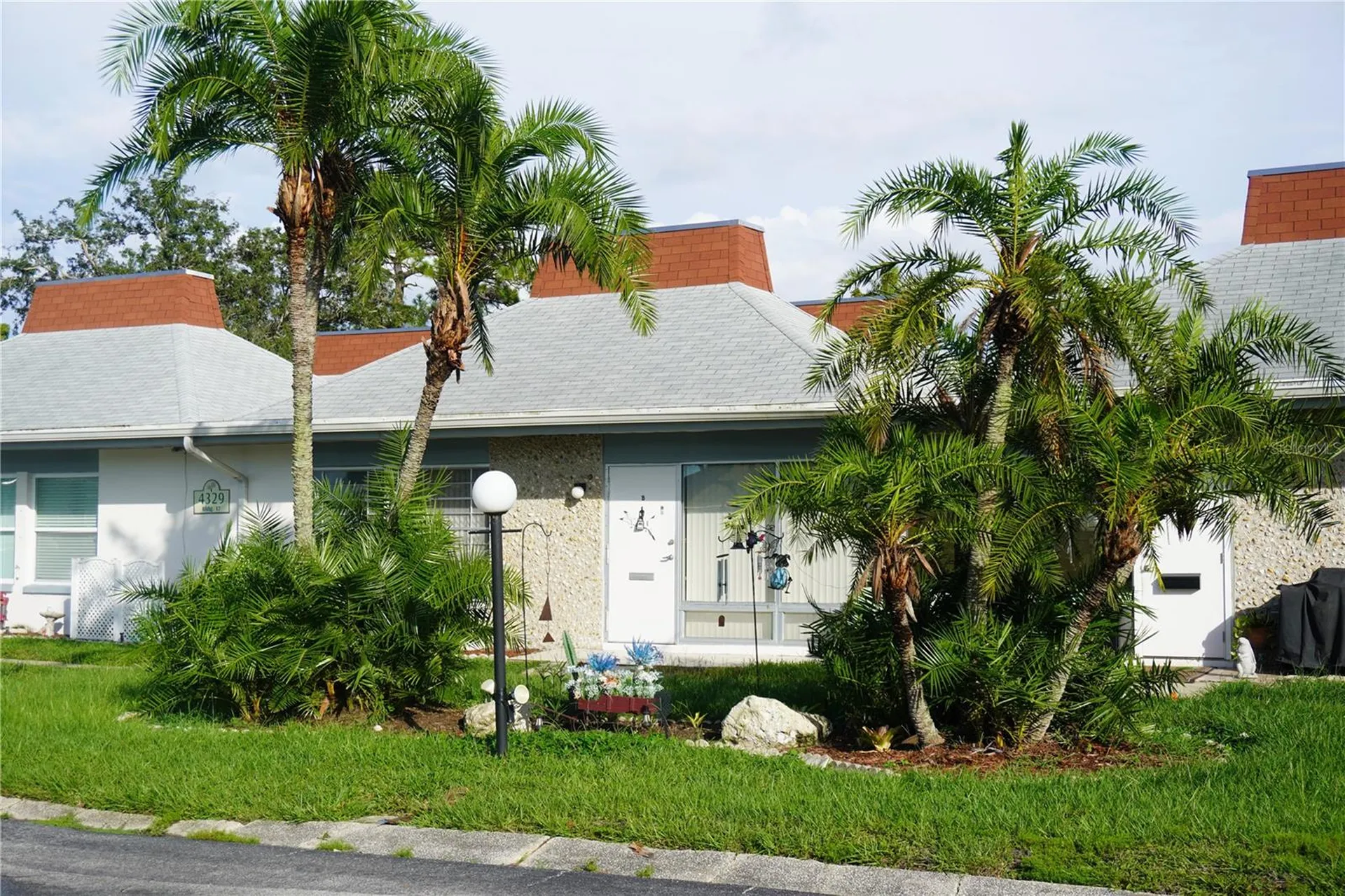 4329 Tahitian Gardens Circle Holiday FL 34691