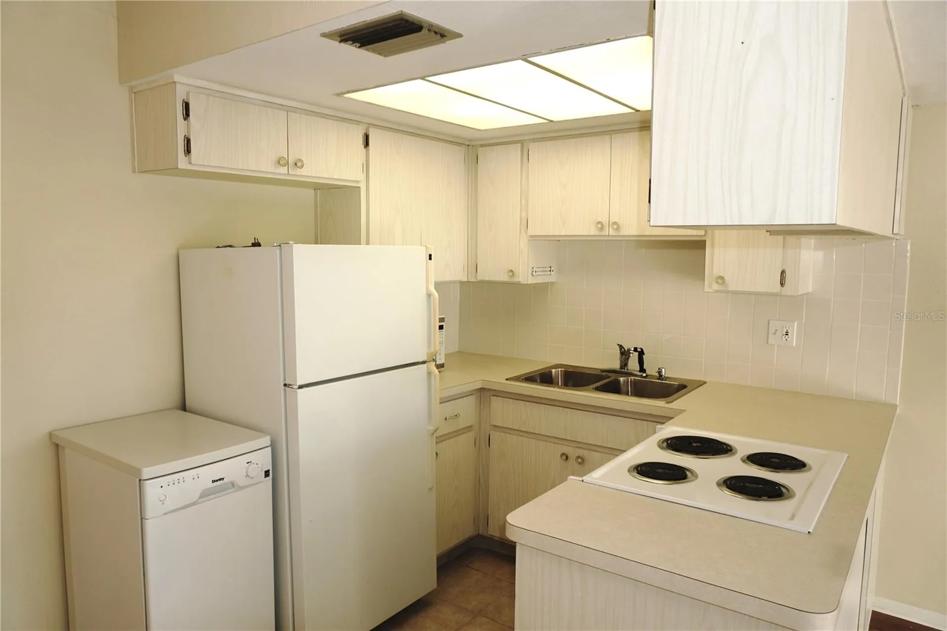 4329 Tahitian Gardens Circle Holiday FL 34691