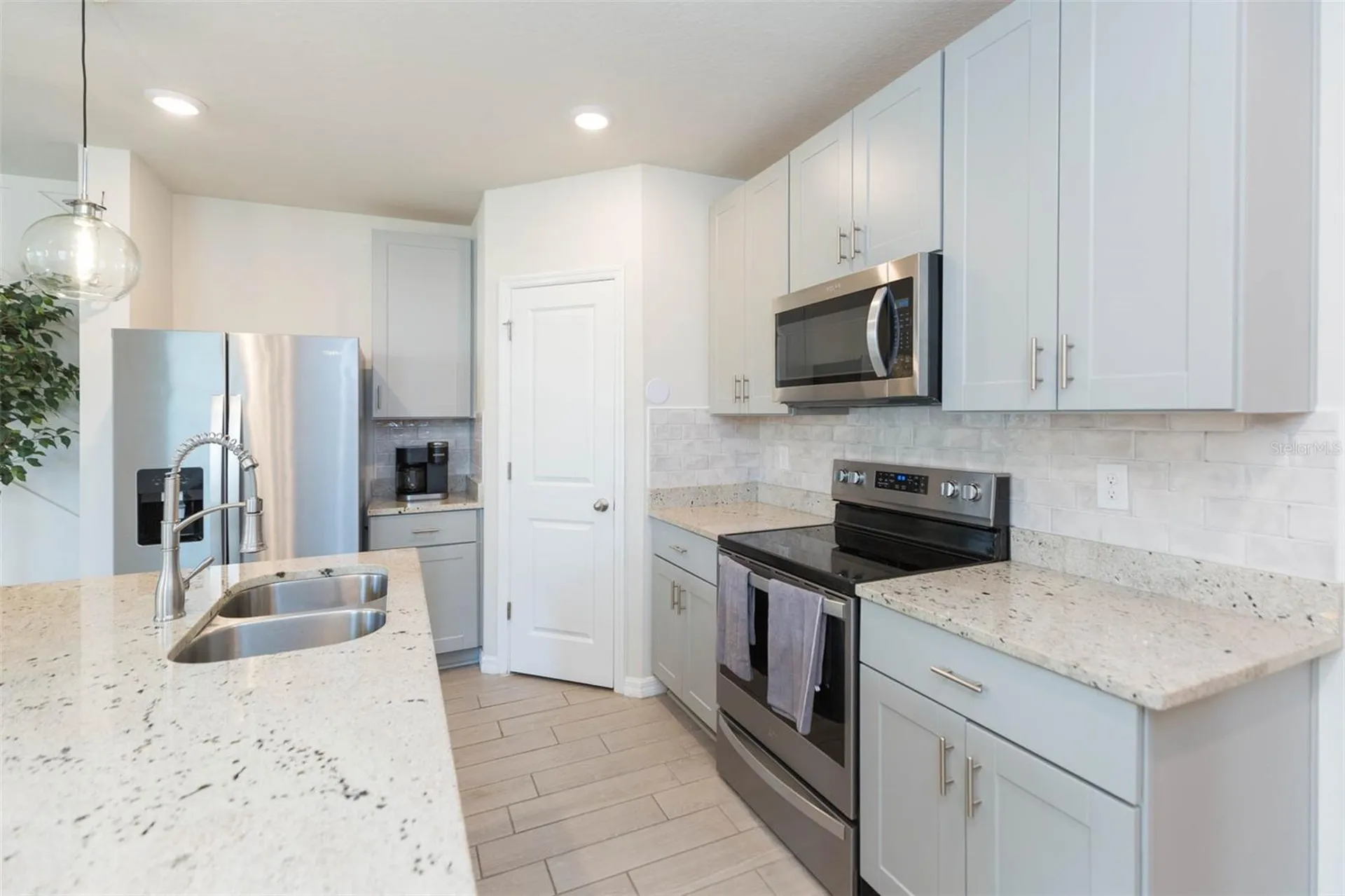 2760 Emory Sound Place Brandon FL 33510