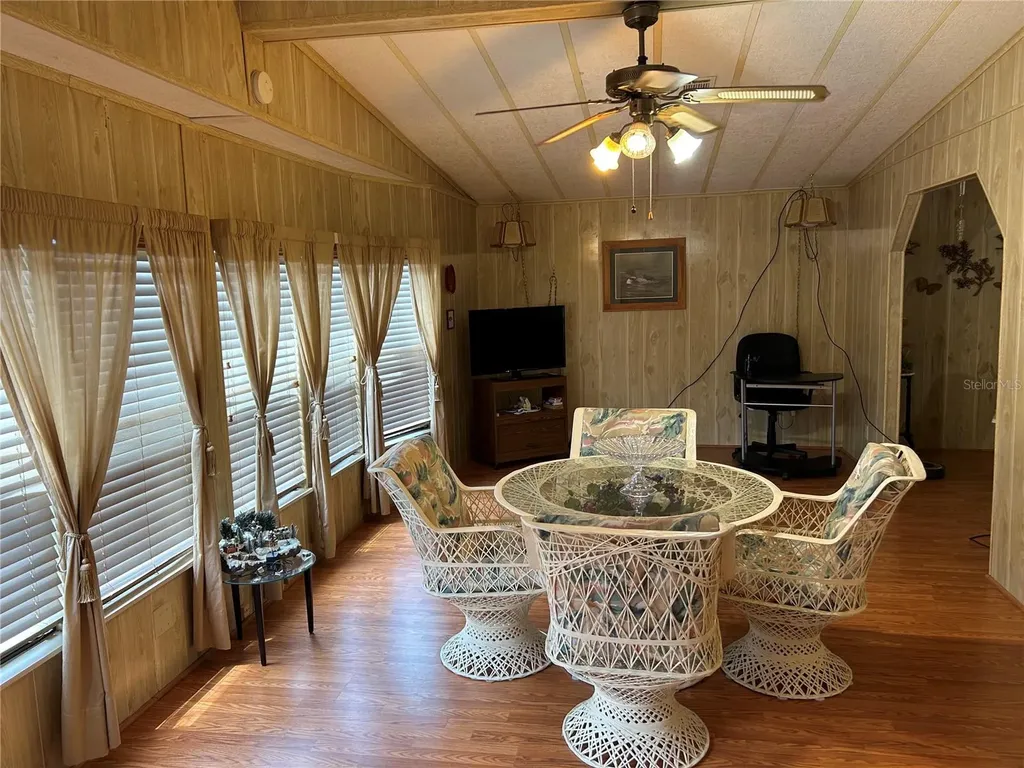 244 Menlo Park Avenue Davenport FL 33897