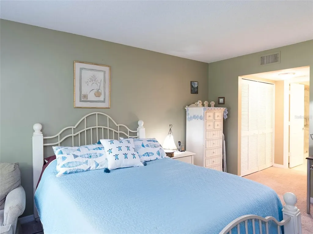 1554 Tallywood Drive Sarasota FL 34237