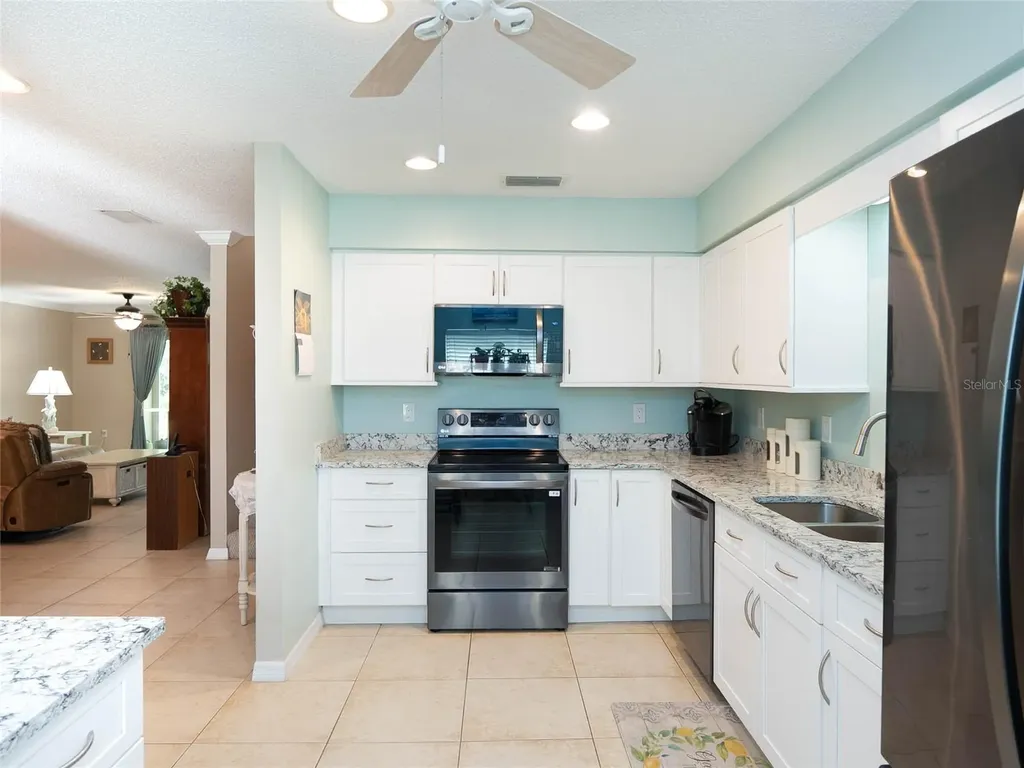 1554 Tallywood Drive Sarasota FL 34237