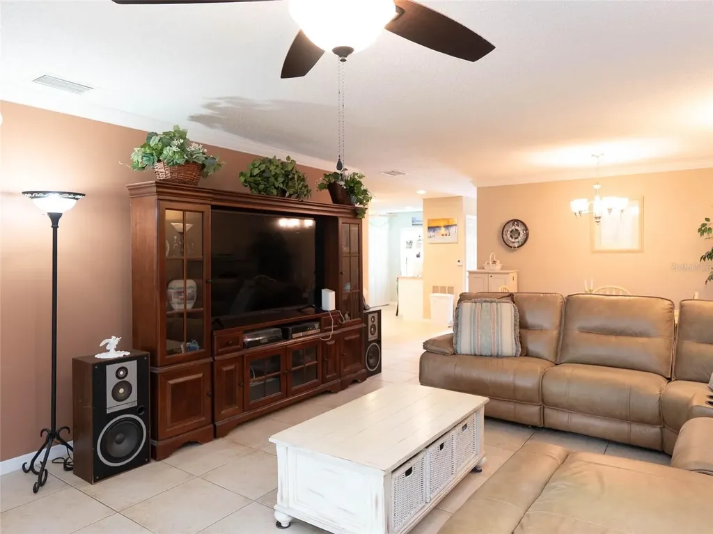 1554 Tallywood Drive Sarasota FL 34237