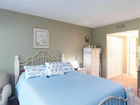 1554 Tallywood Drive Sarasota FL 34237