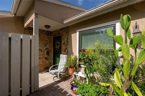 1554 Tallywood Drive Sarasota FL 34237