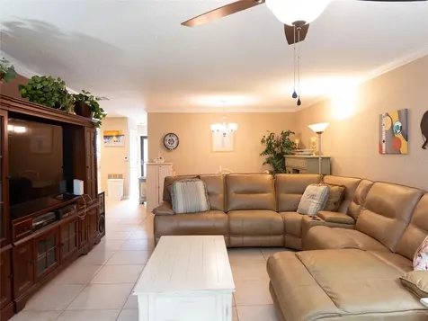 1554 Tallywood Drive Sarasota FL 34237
