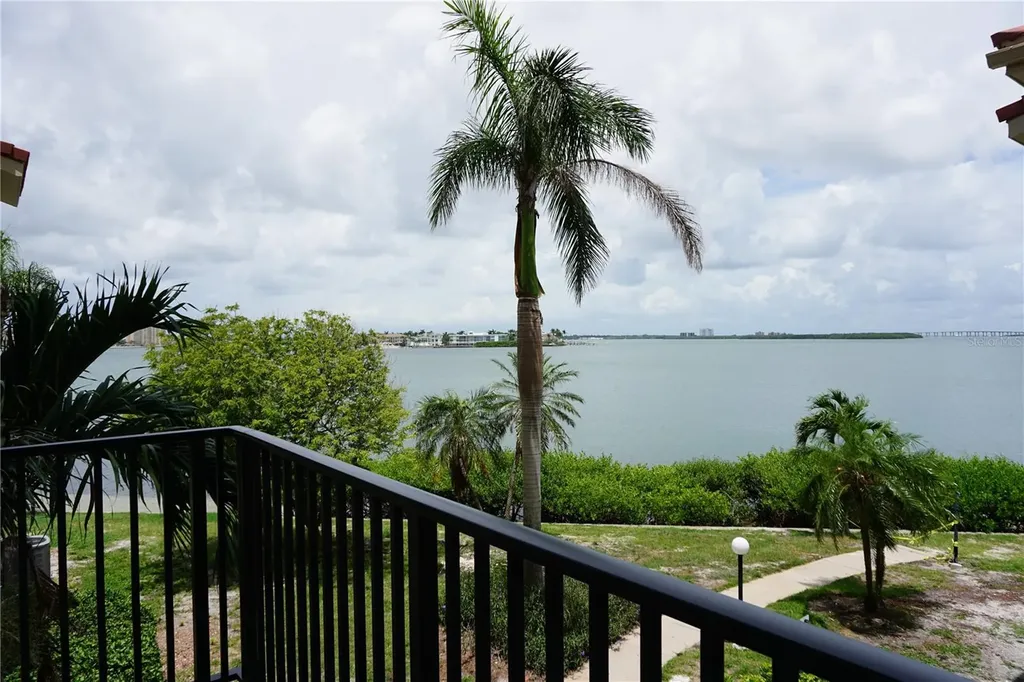6322 Palma Del Mar Boulevard S St Petersburg FL 33715