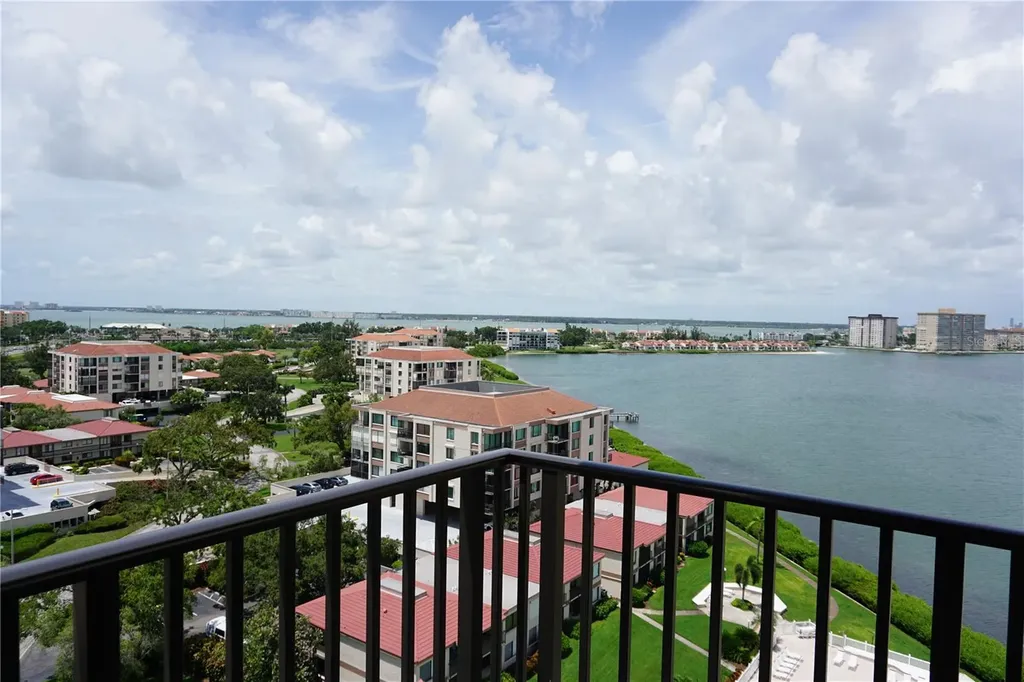 6322 Palma Del Mar Boulevard S St Petersburg FL 33715