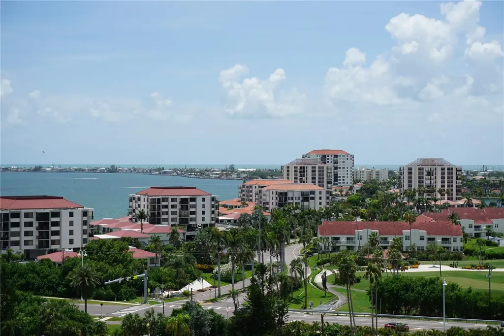 6322 Palma Del Mar Boulevard S St Petersburg FL 33715